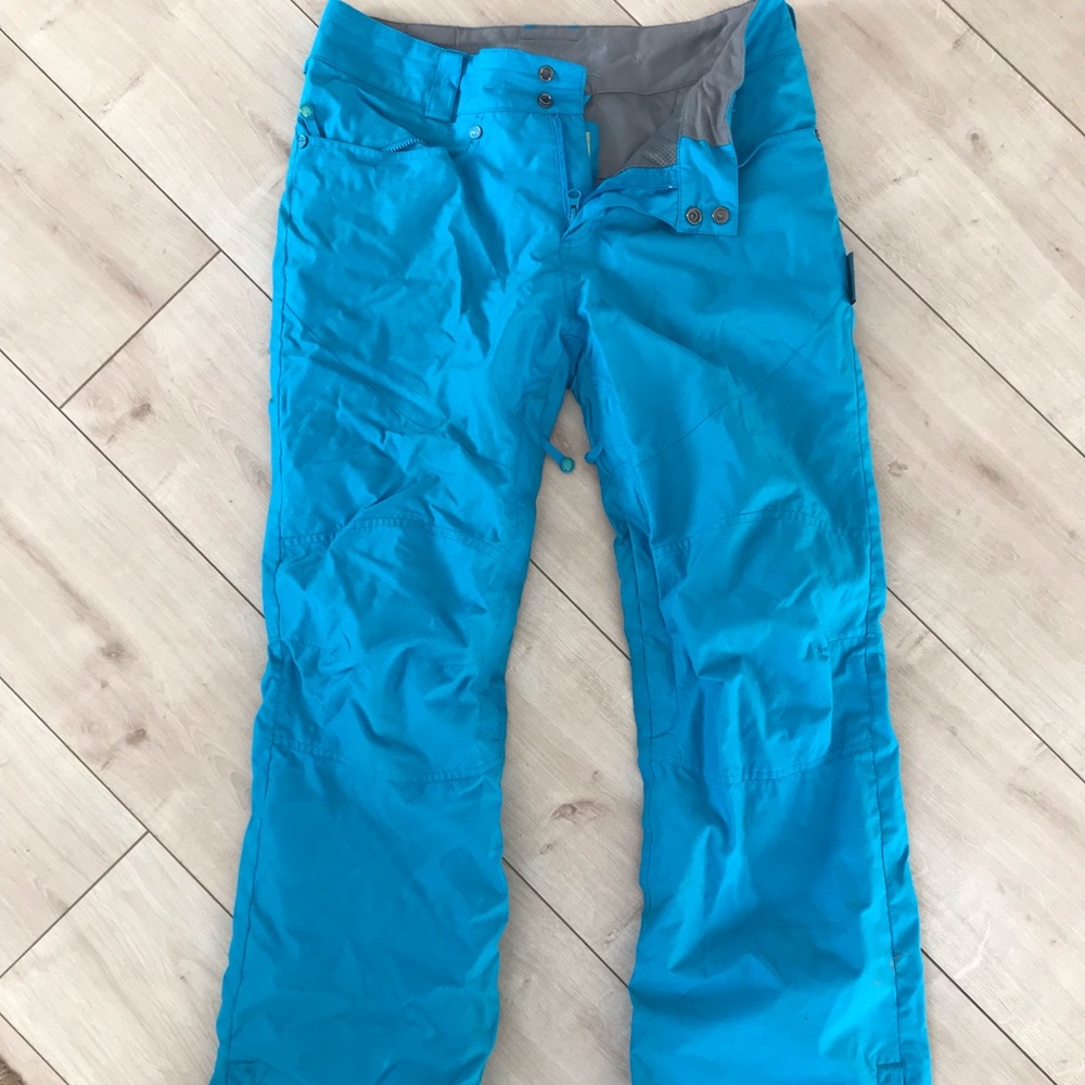 Dakine women’s snow pants size small